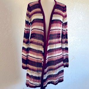 NO BOUNDARIES | Pink and maroon knitted cardigan w/ tie back, open front NWOT